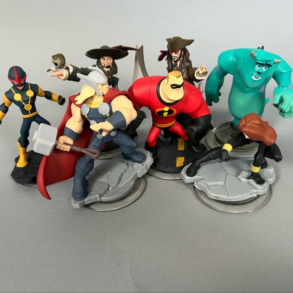Disney (7 pc.) Action Figures